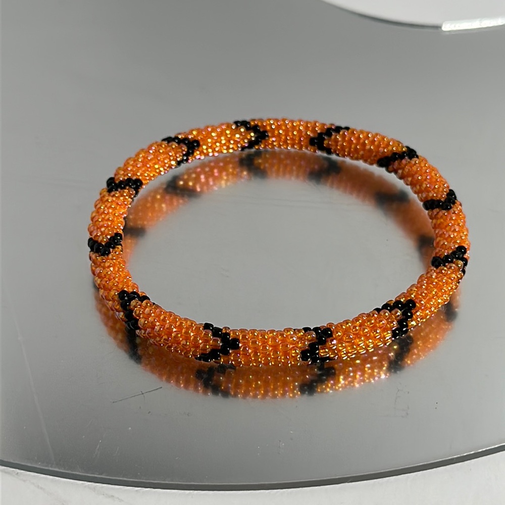 Sashka Pumpkin Carving Bracelet 8" - #478